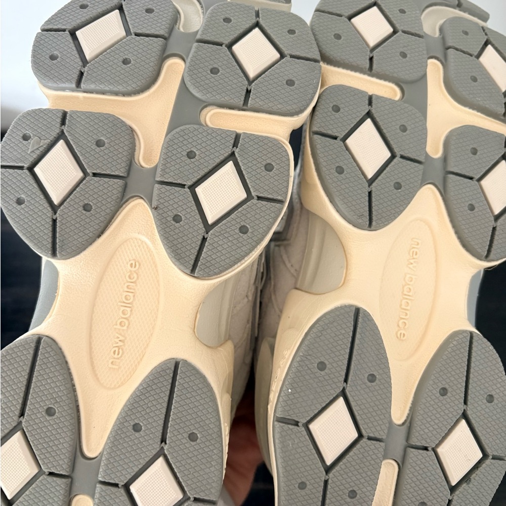 Kids Sneakers - Cream and Gray - Picture 3 of 4